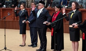 Pelantikan dan pengambilan sumpah janji pimpinan DPRD Sulut, Rabu (20/11/2024). (foto : istimewa)