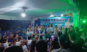 E2L saat meresmikan rumah pemenangan relawan BSG E2L-HJP