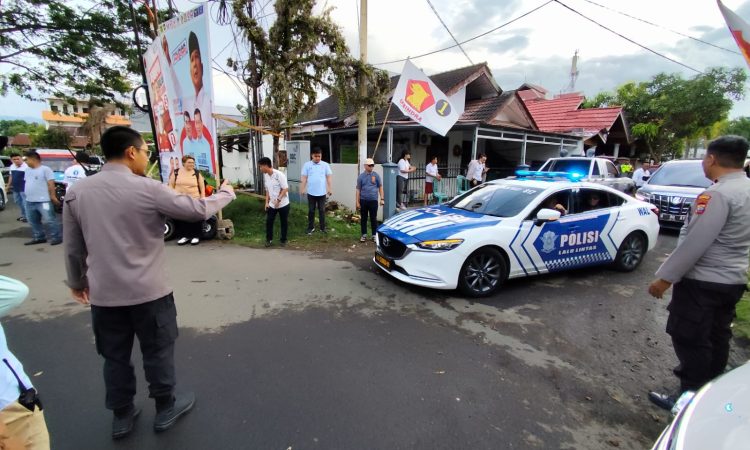Personel Polresta Manado Saat Pengamanan Kampanye Tatap Muka Salah Satu Calon Walikota Manado di Kelurahan Winangun Satu, (foto : humas polresta manado)