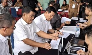 Gubernur dan Wagub terpilih YSK - VM saat melakukan registrasi di Kementerian Dalam Negeri RI, Senin (17/2/2025), (foto : istimewa)