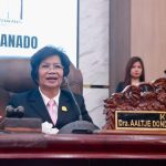 Ketua DPRD Manado, Aaltje Dondokambey saat memimpin Rapat Paripurna, (foto : ist)