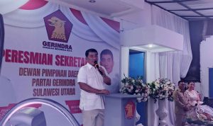 Ketua DPD Gerindra Sulut Yulius Selvanus saat membawakan sambutan (foto : mediaalternatif)
