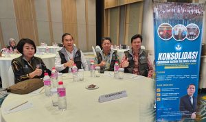 Kadis Dikda Sulut Dr. Femmy J. Suluh M.Si di sela-sela kegiatan Konsolidasi, (foto istimewa/kolase alternatif)
