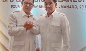 Momen Ketua DPD Yulius Selvanus Komaling (YSK) bersama Frede Aries Massie (FAM) di Rakerda Gerindra, Sabtu (23/5/2026)