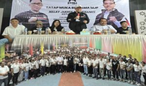 Agenda bertajuk edisi “Pulkam” ini berhasil mengukuhkan kepengurusan Dewan Pimpinan Ranting (DPRt) di 131 desa dan kelurahan secara tatap muka, (gratis : alternatif)
