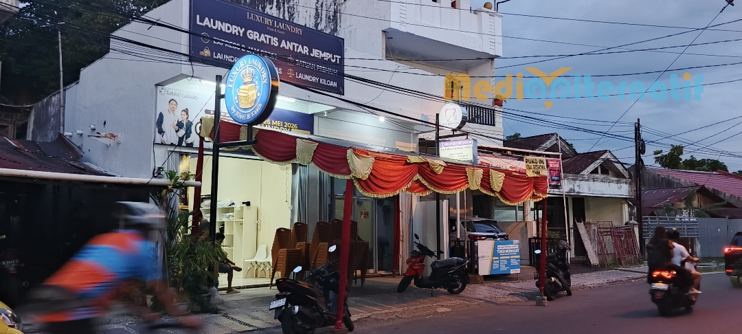 Besok Grand Opening Luxury Laundry by Rivel & Kasih, Alamat Jalan Arnold Mononutu (Aspol Pakowa) samping Indomaret Aspol. (foto : mediaalternatif)