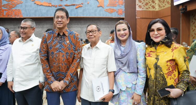 ‎CEP saat menghadiri Rapat Banggar di DPR