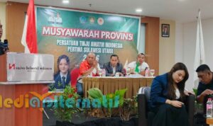 Hendra Jacob saat membawakan sambutan setelah terpilih di Musprov Sulut