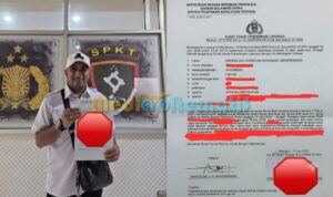 Marcelino Mewengkang saat melapor di SPKT Polda Sulut, (grafis : alternatif)