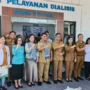 Gubernur YSK didampingi Ketua TP-PKK resmikan ruang pelayanan hemodialisis RSMN Bitung. (dok.RM)
