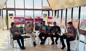 IMG-20260713-WA0020 Kepala Kantor Wilayah Jasa Raharja Sulut, Ni Made Ayu Mulidyawati bersama Kaban Bapenda Sulut, Bapenda Manado dan Kasie STNK Ditlantas Polda dalam giat talkshow beberapa hari lalu.