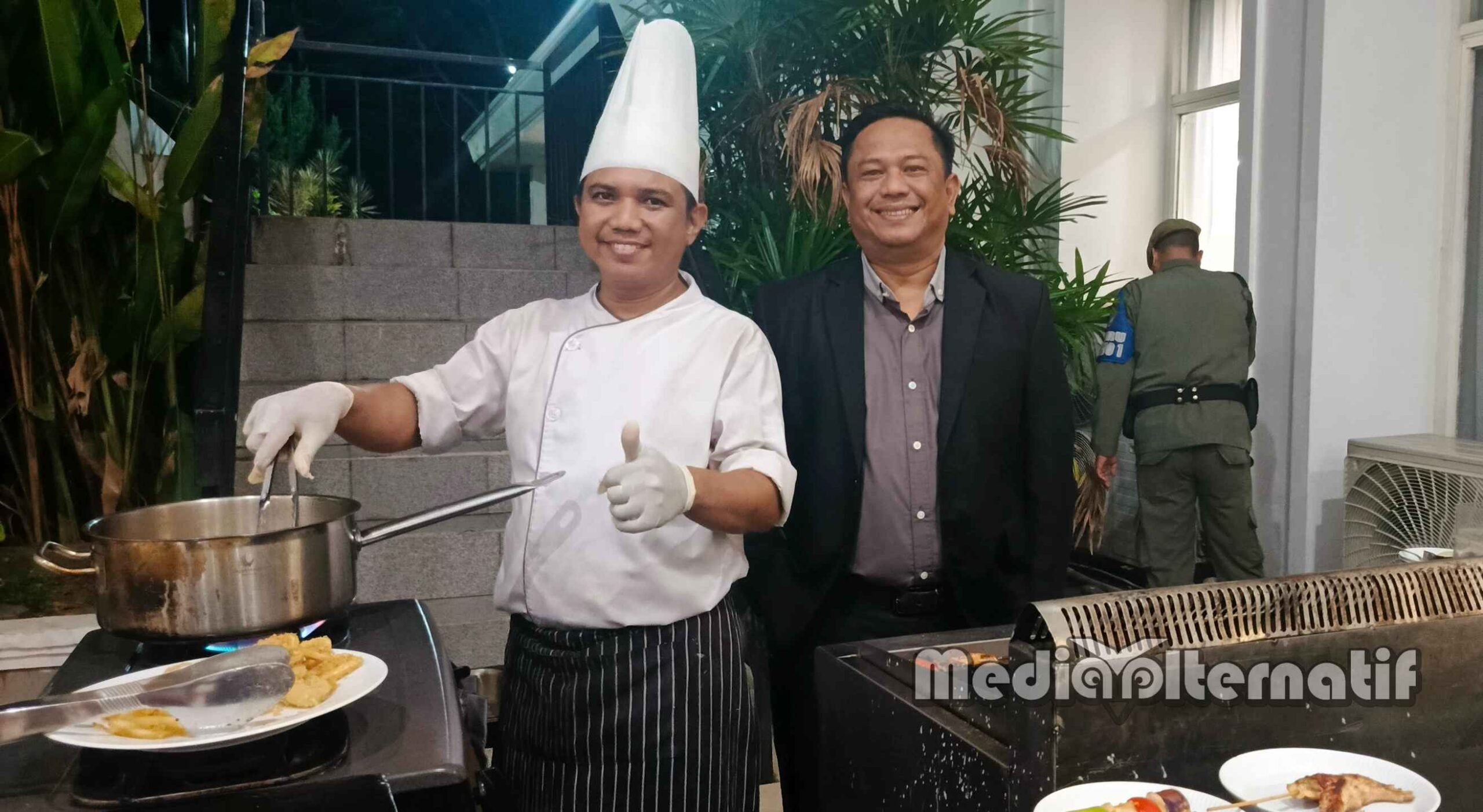 General Manager (GM) Aryaduta Manado, Adhi Supriadi saat berada di Wisma Negara Bumi Beringin, Manado, Jumat (17/7/2026). (dok.alternatif)