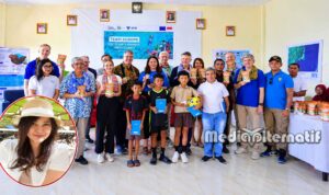 Picsart_26-07-18_17-55-40-821 Foto bersama Delegasi Uni Eropa, perwakilan Kementerian Kehutanan Republik Indonesia, WCS Indonesia, dan masyarakat Desa Bahoi, dalam rangka kunjungan peninjauan program kerja sama pelestarian ekosistem pesisir di Minahasa Utara, Sulawesi Utara. Insert foto Kadis Pariwisata dr. Kartika Devi Tanos, MARS (grafis : mediaalternatif)