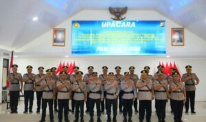 Foto bersama usai Serah Terima Jabatan (Sertijab) jajaran Pejabat Utama (PJU) dan sejumlah Kapolres.