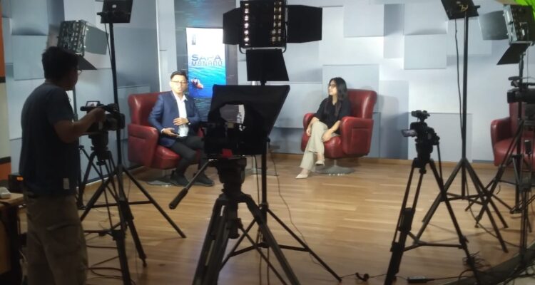 Ketua Garda Nusantara Sulut, Miracle Megumi Sengkey saat tampil di diskusi Sapa Manado Kompas TV. (dok.ist)