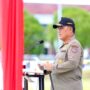 Gubernur Sulawesi Utara, Yulius Selvanus, saat membuka secara resmi Upacara Pembukaan Karya Bakti Skala Besar Tahun 2026 yang berlangsung khidmat di Lapangan Rumah Dinas Bupati Kepulauan Talaud, Rabu (15/7) siang.