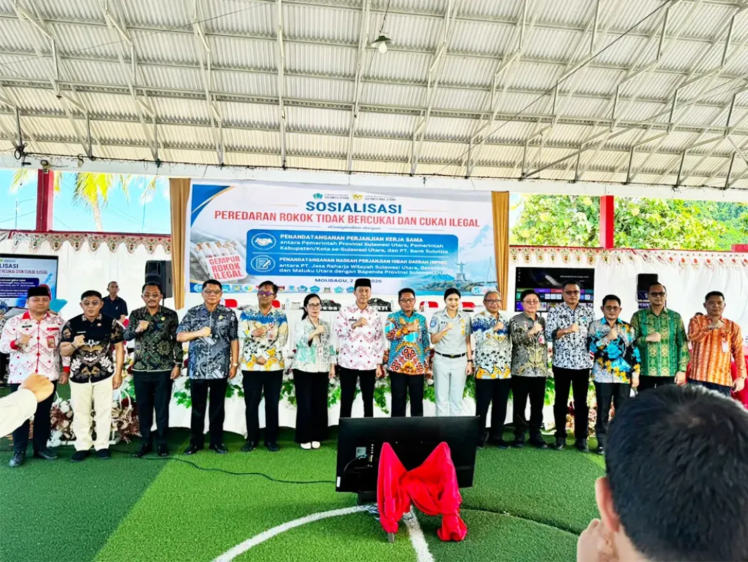 Optimalkan Pajak Daerah, Pemprov dan Pemkab/Pemkot se-Sulut Teken Perjanjian Kerja Sama Sinergi di Bolsel. (dok.istimewa)