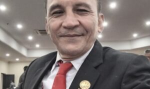 Advokat Eka Dicky Mantik, S.PAK, L.LB, L.LM