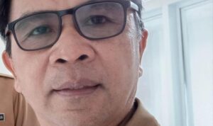 Pejabat Hukumtua Desa Kumelembuai Djerry Langkah, (dok.pribadi)