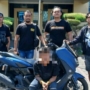 Pelaku saat diamankan Tim Unit Reaksi Cepat (URC) Reskrim Polresta Manado, Selasa (25/8/2026) sekitar pukul 05.30 WITA.