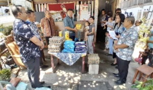 Bantuan nutrisi bagi keluarga berisiko stunting di Kelurahan Bahu dan Kleak, Kecamatan Malalayang, Kota Manado, Kamis (27/8/2026).