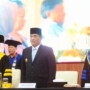 Gubernur YSK saat memberikan kuliah umum dalam kegiatan perguruan tinggi se-BMR bertajuk “Peran Generasi Muda BMR dalam Mewujudkan Sulawesi Utara Maju, Sejahtera dan Berkelanjutan”, yang digelar di Hotel Sutanraja Kotamobagu, Jumat (4/9/2026).