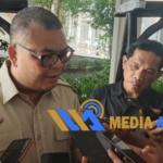 Ketua DPC Gerindra Manado Louis Carl Schramm, SH, MH saat diwawancarai di sela-sela Rakercab Gerindra Manado, di Courtyard Marriott Manado, Sabtu (5/9/2026). (dok.mediaalternatif)