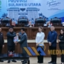 Penyerahan Dokumen usai Rapat Paripurna. (dok.mediaalternatif)