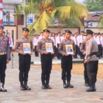Prosesi PTDH secara simbolis dalam upacara yang dipimpin langsung Kapolda Sulut Irjen Pol Yudo Hermanto di halaman Mapolda Sulut, Rabu (14/10/2026).