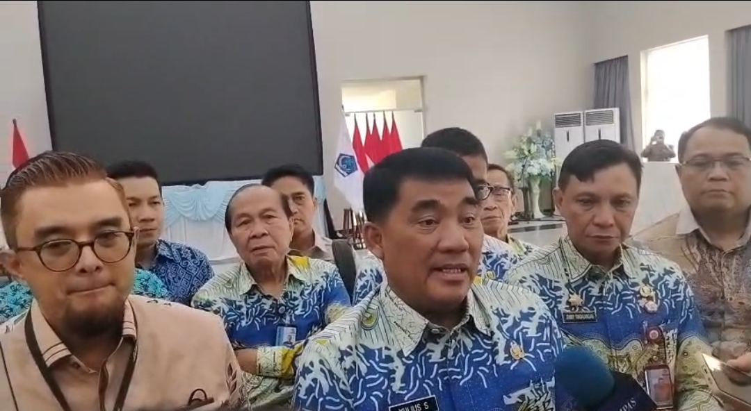 Gubernur YSK usai audiensi dengan pihak Pertamina Patra Niaga di Wisma Negara Bumi Beringin Manado, Jumat (11/10/2026)